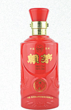 亮光酒瓶 從生產(chǎn)加工到酒類包裝的專業(yè)選擇
